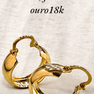 Argola larga boleada, folheada a ouro18k
