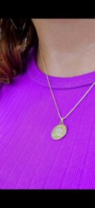 Coleção do dia das Mães Gargantilha com medalha ( eu amo ser mão), um mimo.