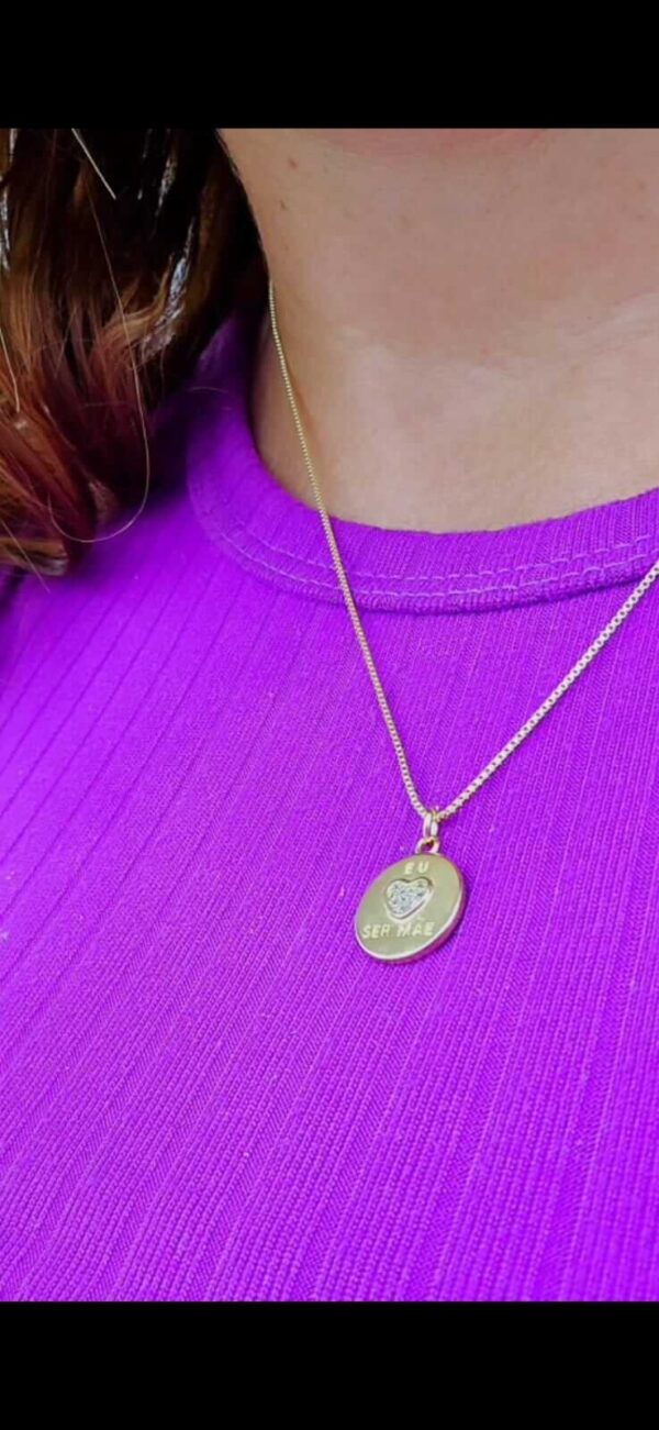 Coleção do dia das Mães Gargantilha com medalha ( eu amo ser mão), um mimo.